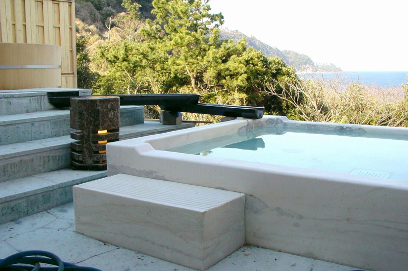 ホテル｜新築住宅・リフォーム・修繕の施工事例｜新築・リフォーム・修繕｜株式会社伊豆急ハウジング2