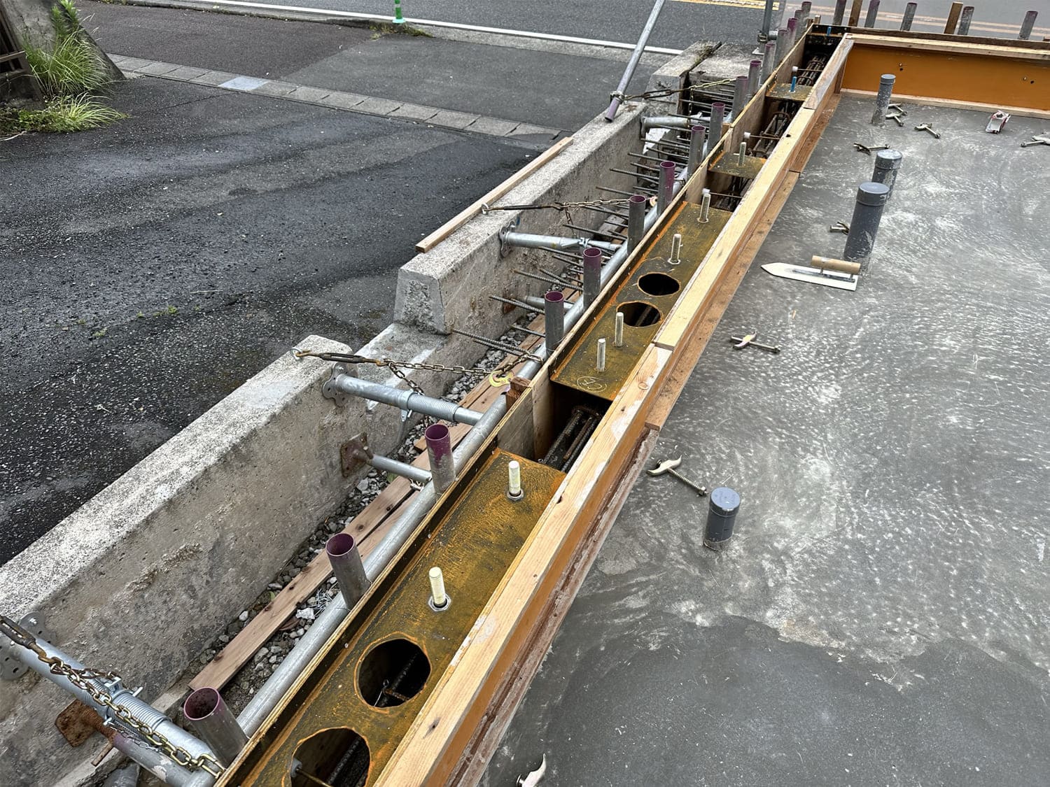 CLT建築｜CLT 基礎工事アンカーボルト01｜株式会社伊豆急ハウジング