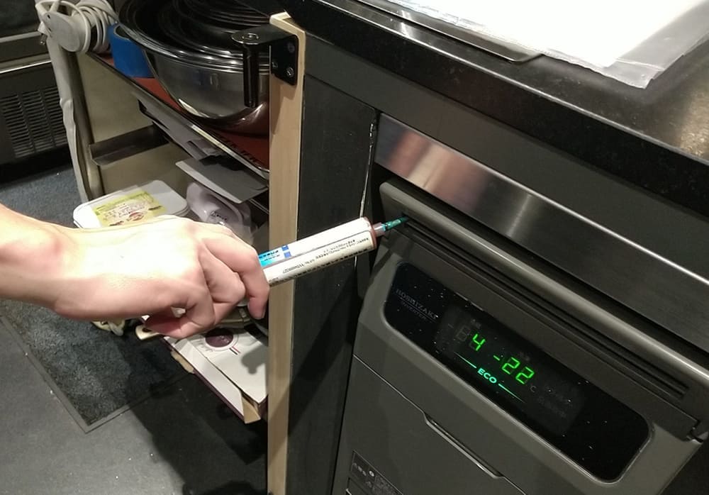 害虫駆除01｜新築・リフォーム・修繕｜株式会社伊豆急ハウジング