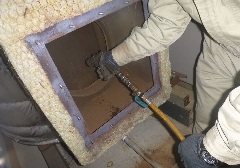 ボイラー点検03｜新築・リフォーム・修繕｜株式会社伊豆急ハウジング